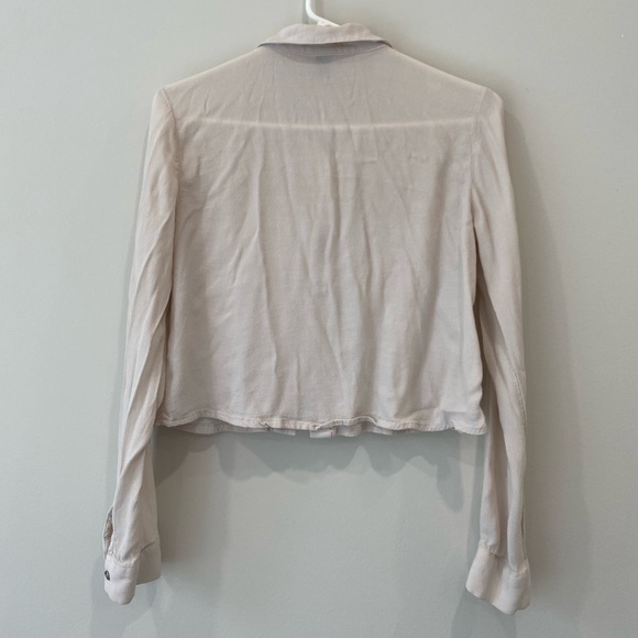 💜3 for $30 Beige Utility crop top - Picture 2 of 2